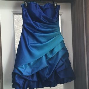 IM MOVING BUY NOW OR DONATING! Blue hombre dress
